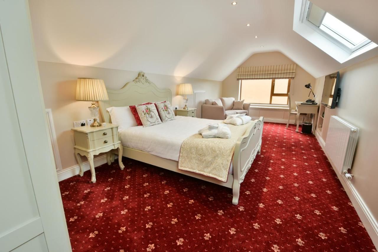 Отель Ballyliffin TownHouse Boutique Hotel Баллилиффин-13