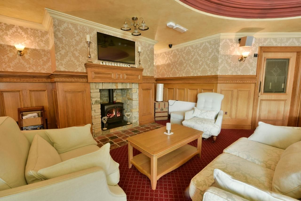 Отель Ballyliffin TownHouse Boutique Hotel Баллилиффин-18